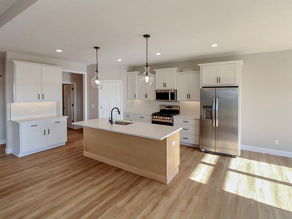 5th image of 419 Haddington Ln