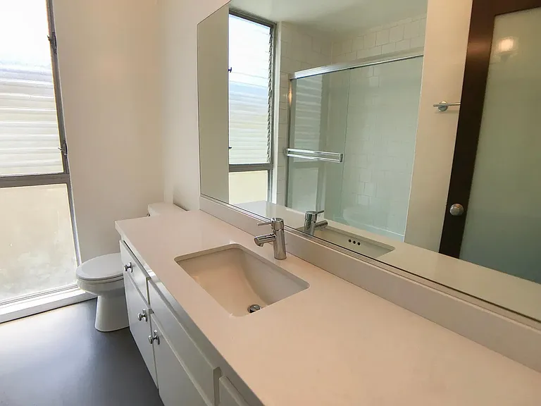 1932 Overland Ave #208 — Photo 6