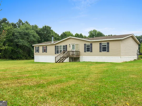 304 Oscar Dr, Sandersville, GA 31082