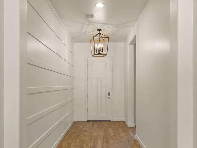 2083 S Emerson St — Photo 46