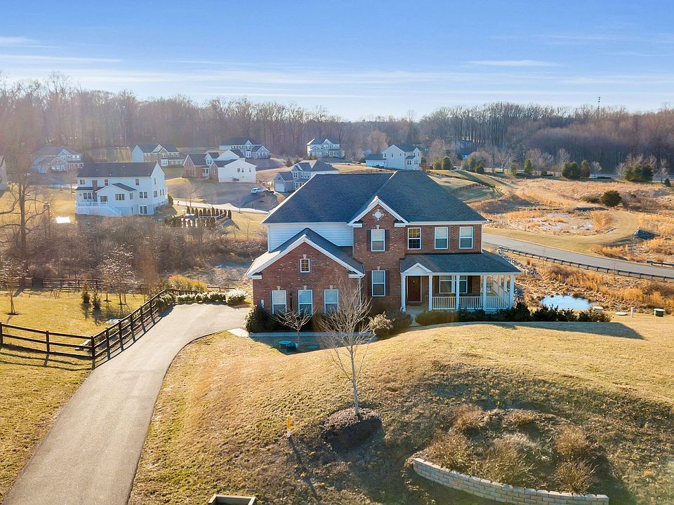 1st image of 7251 Freemont Hill Ct