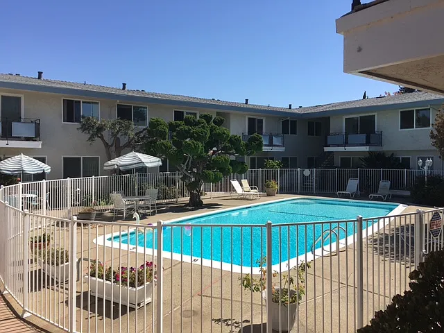 2020 California St #18 — Photo 9