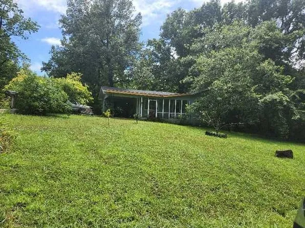 32 Shawnee Dr, Cherokee Village, AR 72529