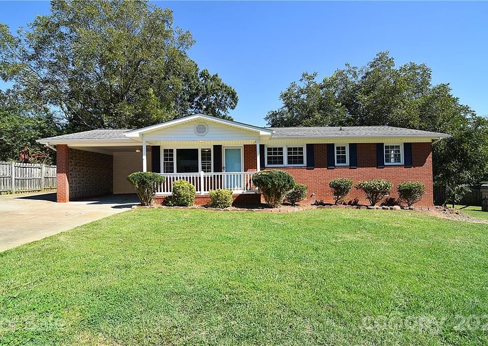 1st image of 343 Walton Dr