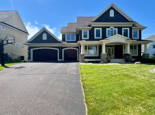 16863 Dynamic Dr, Lakeville, MN 55044