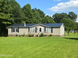 361 Fowler Manning Rd, Richlands, NC 28574