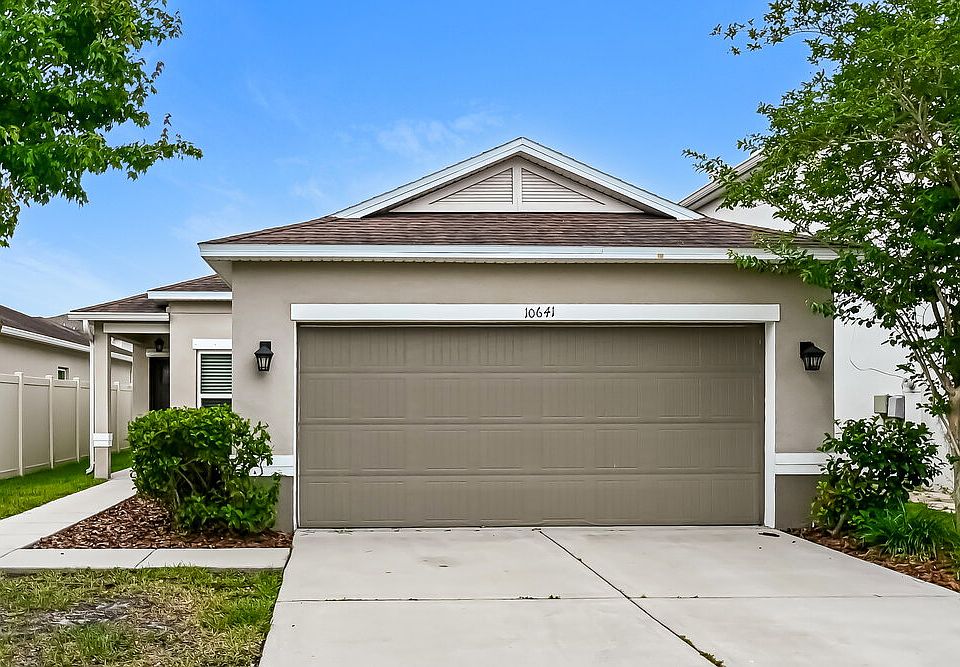 1st image of 10641 Laguna Plains Dr
