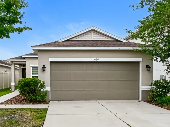10641 Laguna Plains Dr, Riverview, FL 33578