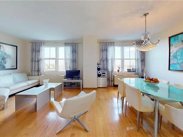 45 Oceana Dr E APT 7E, Brooklyn, NY 11235