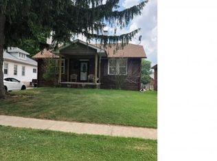 221 N Milton Ave, Springfield, IL 62702