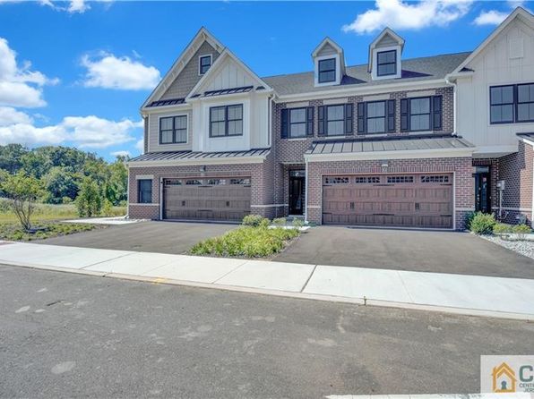 Single family homes in Plainsboro, NJ