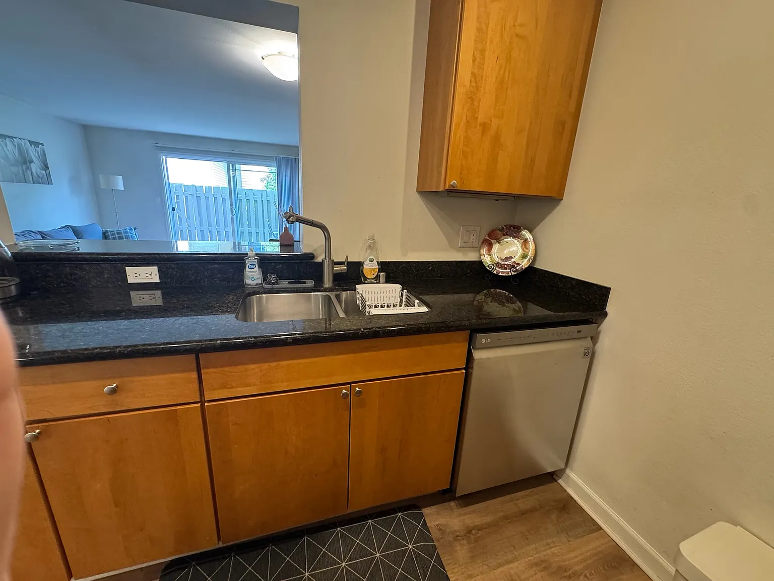 141st Ave SE, Bellevue — Photo 4