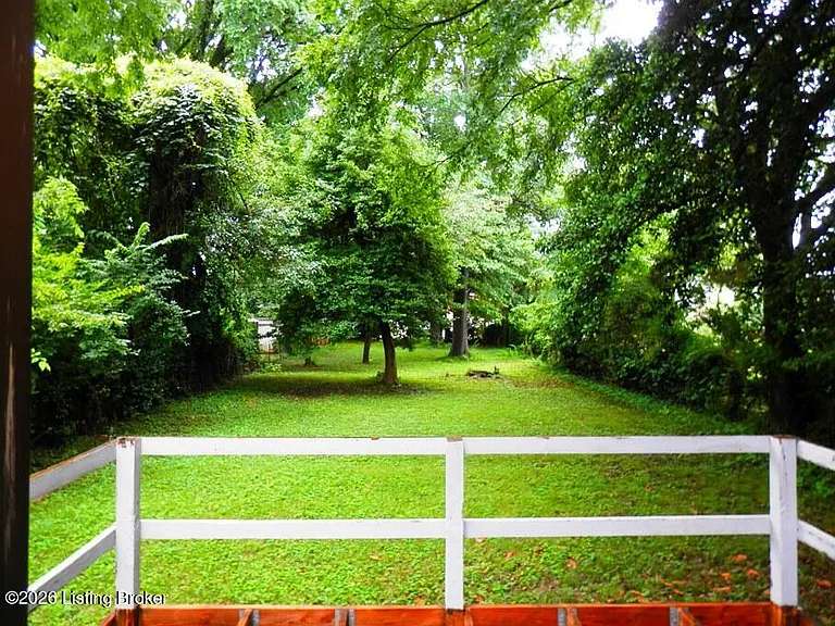8220 Whipps Mill Rd — Photo 14