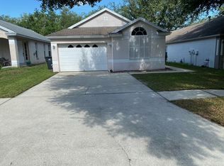 513 Summer Sails Dr, Valrico, FL 33594