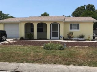 9135 Lunar Ln, Port Richey, FL 34668