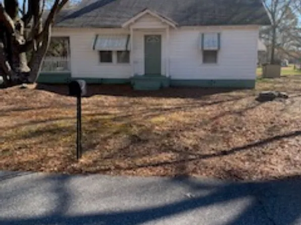 124 Old Georgia Rd, Simpsonville, SC 29681