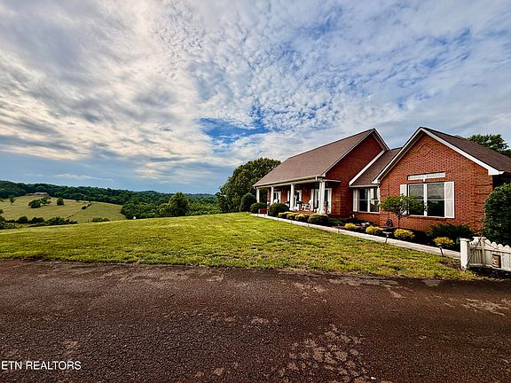 8th image of 630 Kenny Brook Ln