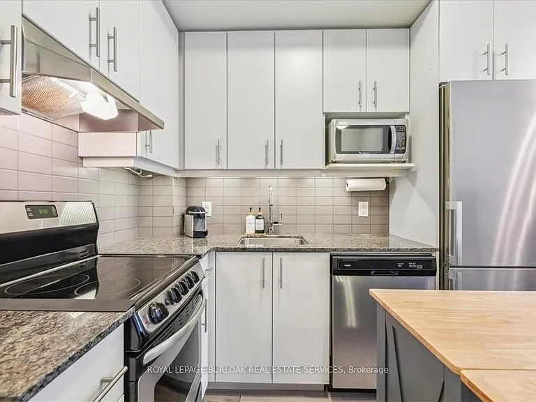 10 Esplanade Ln #215 — Photo 13