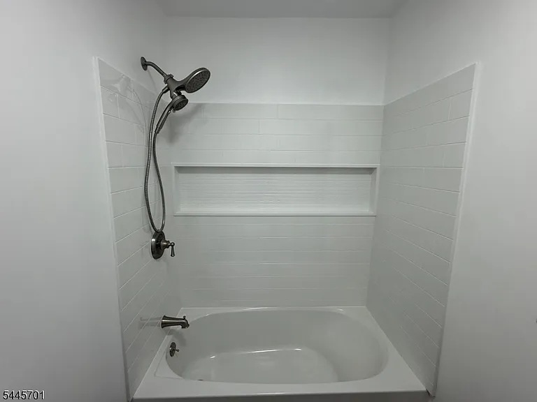 125 Riva Dr — Photo 16