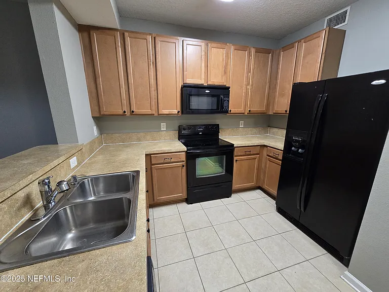 575 Oakleaf Plantation Pkwy #903 — Photo 11