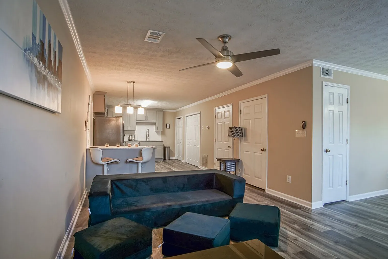 2 bed, 2.0 bath, 1732 sqft, $2,947 — Photo 4