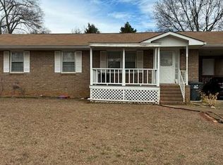 120 Rosewood Dr SE, Milledgeville, GA 31061