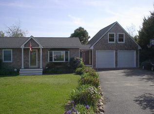 6565 Bridge Ln, Cutchogue, NY 11935