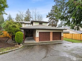 15215 Larch Way, Lynnwood, WA 98087