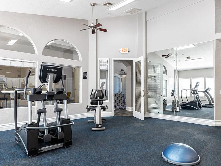 The Lakes at Lionsgate Apartments — Photo 7