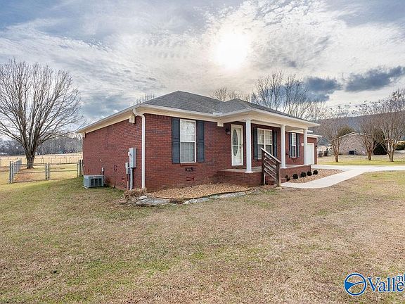 4th image of 154 Cameron Church Rd