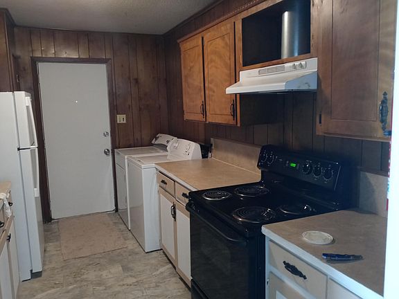 2nd image of 713 Bradley St APT A