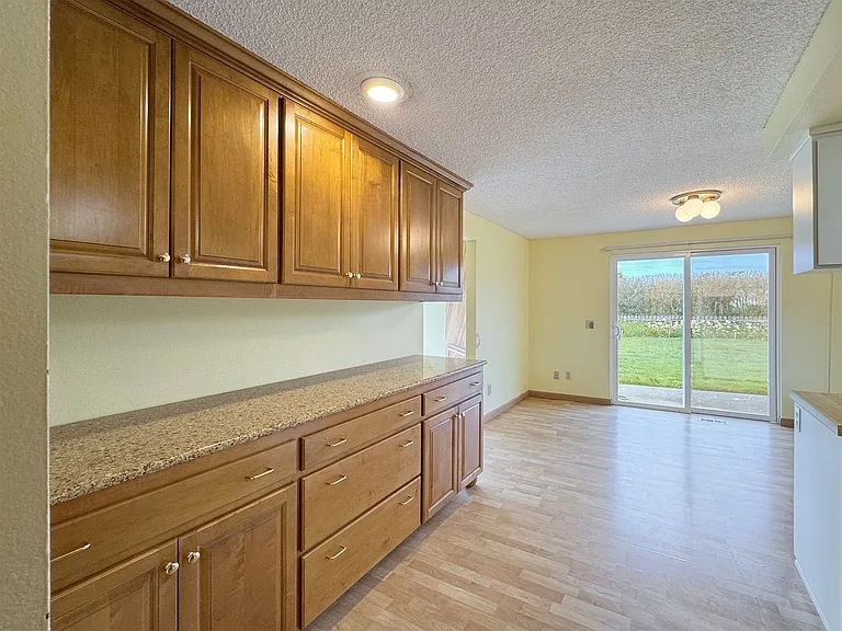 41 McLaughlin Rd — Photo 15