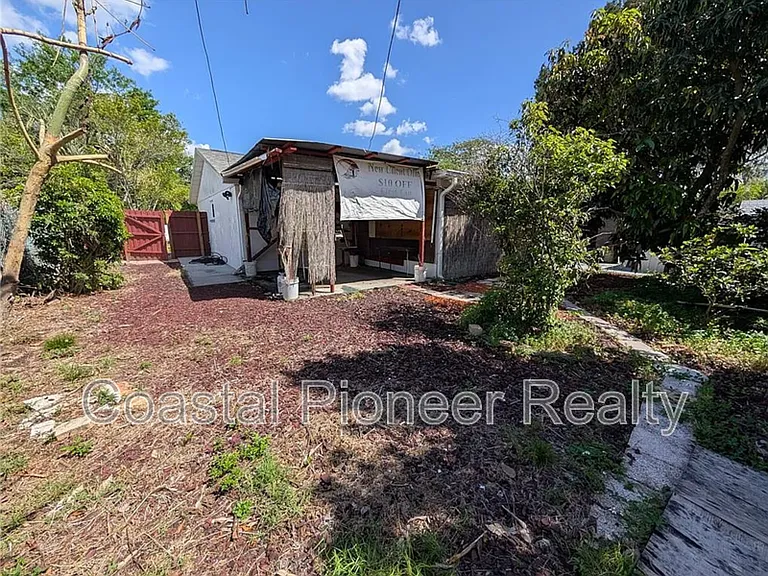 7713 Heather St — Photo 26