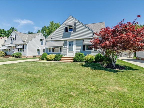 3rd image of 30421 Fern Dr