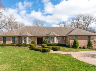 2307 Old Hicks Rd, Long Grove, IL 60047