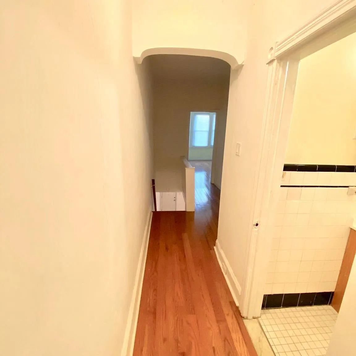 4 bed, 1200 sqft, $1,700 — Photo 3