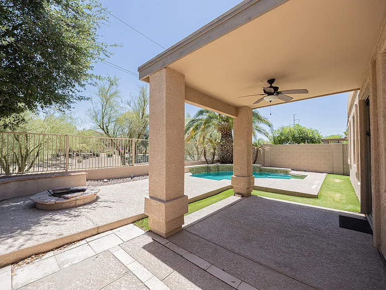 1861 E Patrick Ln — Photo 27