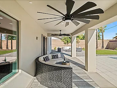 8725 E Malcomb Dr — Photo 40