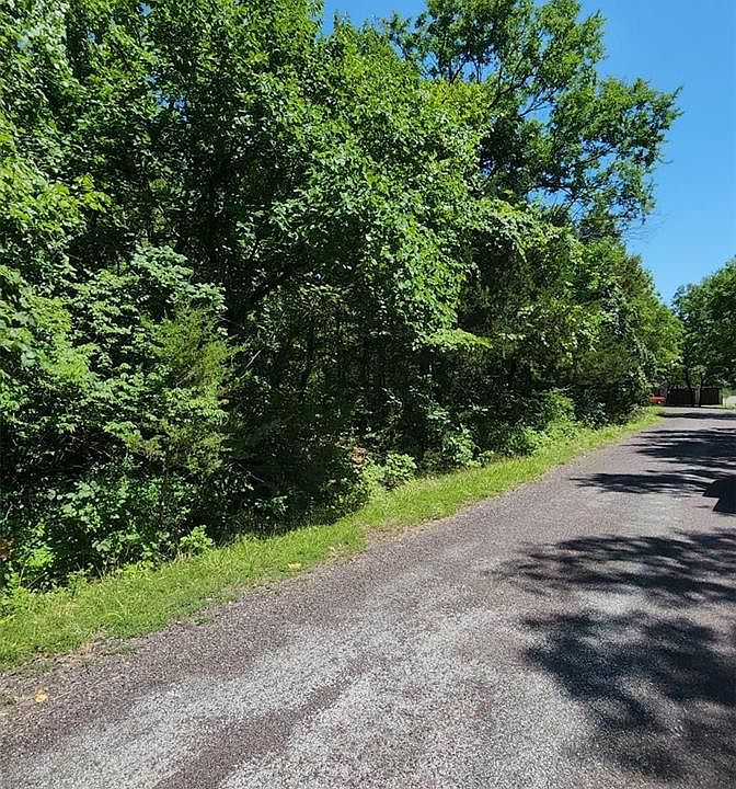 2472 E Squire Rd, Lake Sherwood, MO 63357 MLS 22053223 Zillow