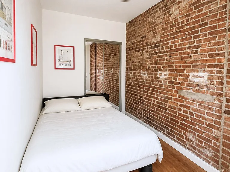 55 W 84th St #4R — Photo 6