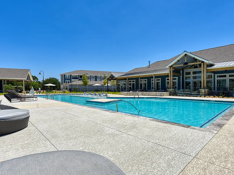 Estraya Boerne — Photo 2