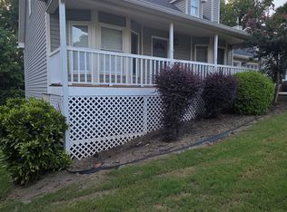 1055 Brown Duck Trl, Lawrenceville, GA 30043