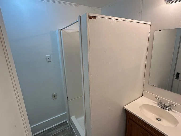 9 Dexter Rd — Photo 33