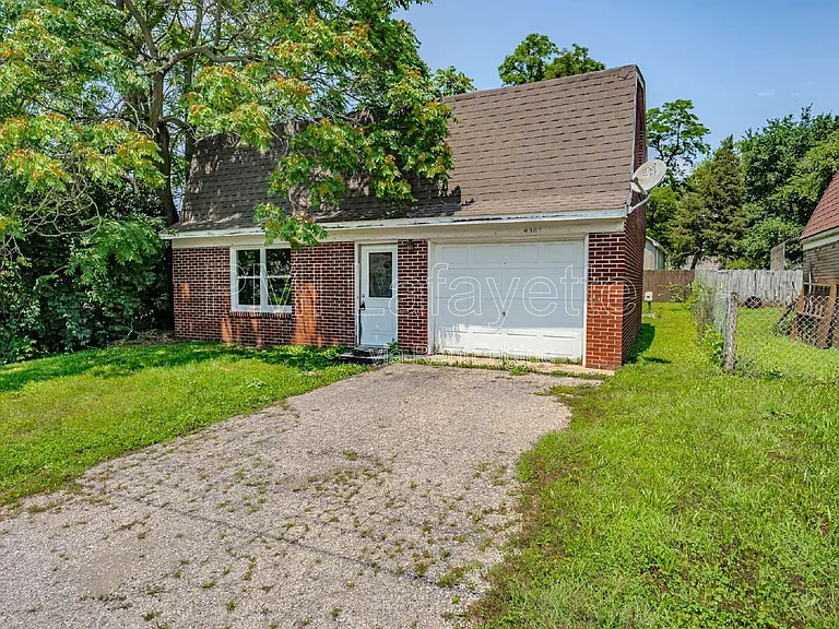 436 Lamplighter Ln — Photo 2