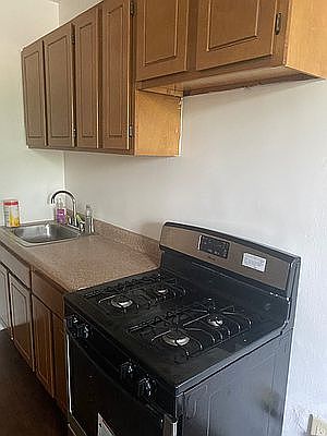 3rd image of 71 Ocean Pkwy APT 1C