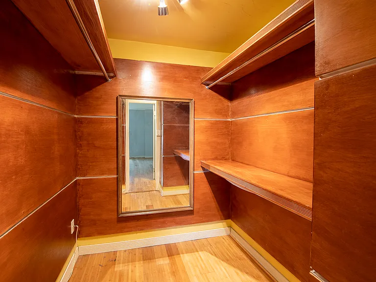 4600 Duke St #708 — Photo 11