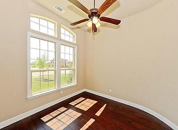 Home for Sale in Weatherford, TX $289,990