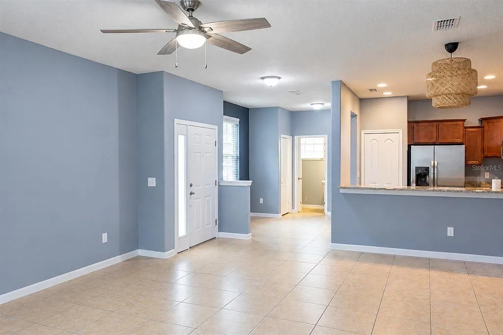 3142 Rodrick Cir — Photo 4