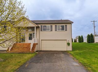 1110 Lake Park Dr, Grand Blanc, MI 48439