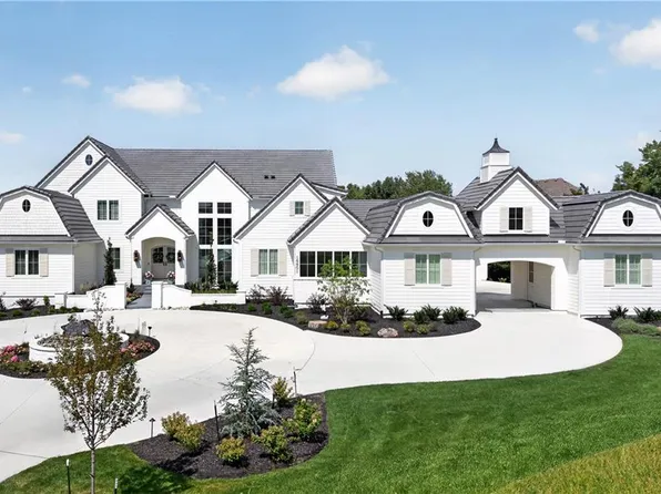 16801 Barton St, Overland Park, KS 66221